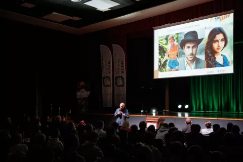 dAI lajka. Sztuczna inteligencja w życiu szkoły i ucznia